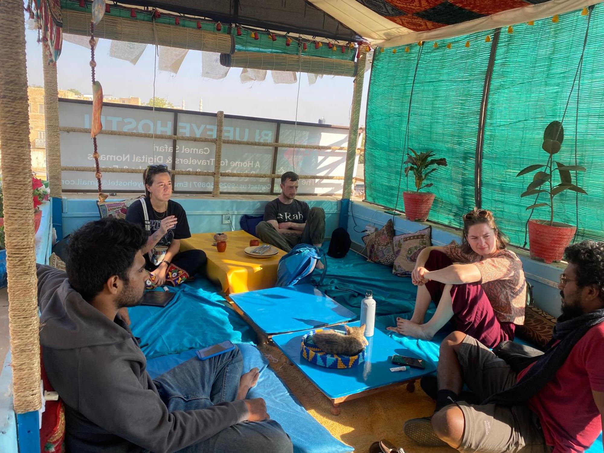 Blue Eye Hostel Jaisalmer Exteriör bild