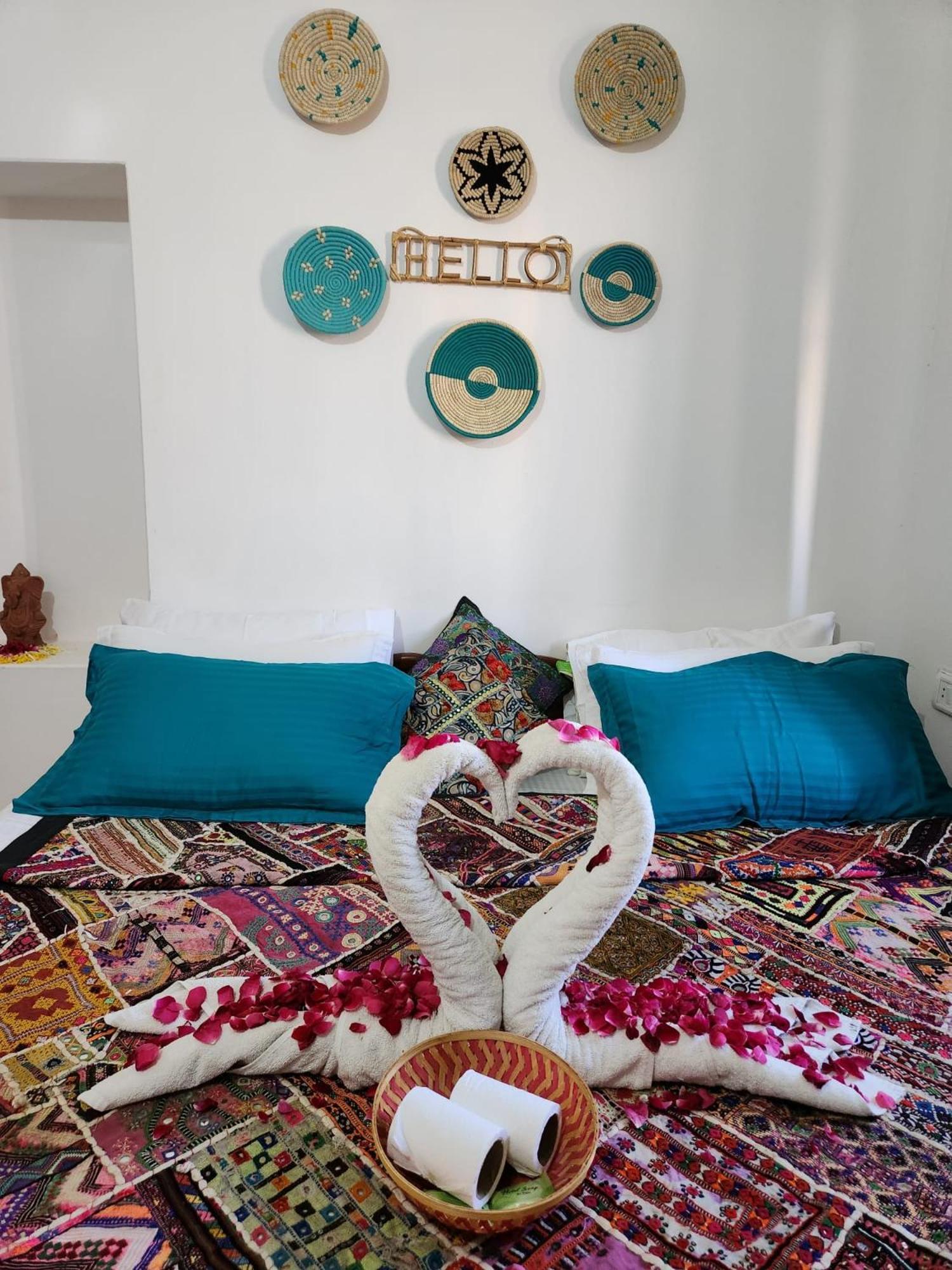 Blue Eye Hostel Jaisalmer Exteriör bild